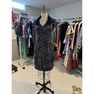 Kensie - Black & White Zebra Print Short Sleeve Jersey Dress with Zip Collar - S